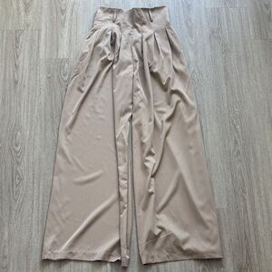 NWOT Mustard Seed High-Waisted Wide-Leg Tan Pants